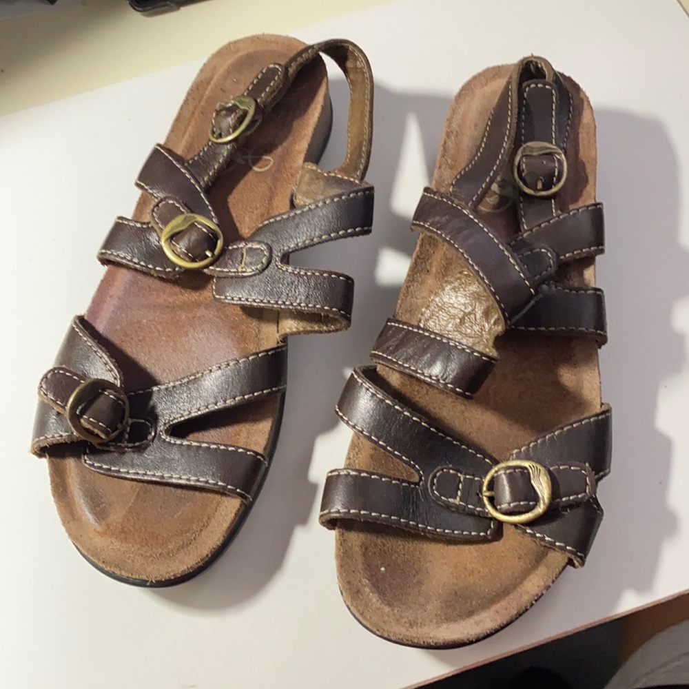 Dansko brown leather flat sandals size 36